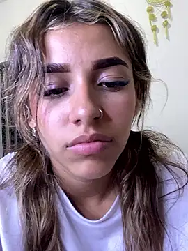 liahot69's Live XXX Chat