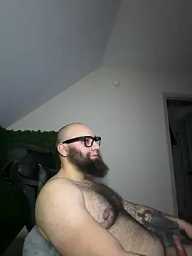 MastaWolfy's Live XXX Chat