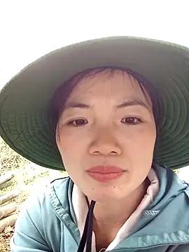 ngan-cute's Live XXX Chat