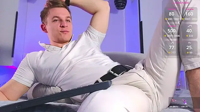 S3Xyes' Live XXX Chat