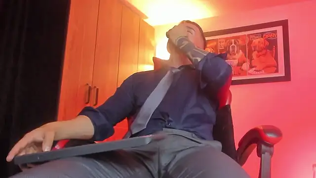 ALPHA_DOMINUS_ Live XXX-chat