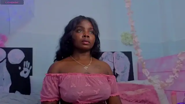 KilyetVera3x's Webcam Show