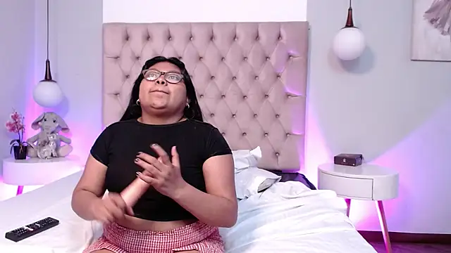 Kiri_Black_'s Live XXX Chat