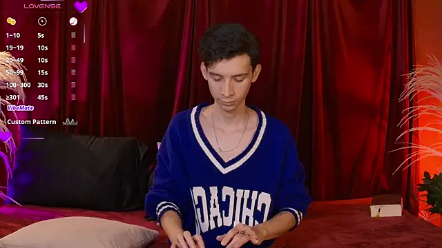 VicenteFerrer's Live XXX Chat