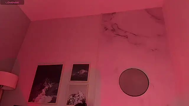 lara_madisson: απευθείας συνομιλία ΧΧΧ