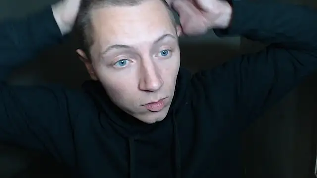 BlondZillaのウェブカメラショー