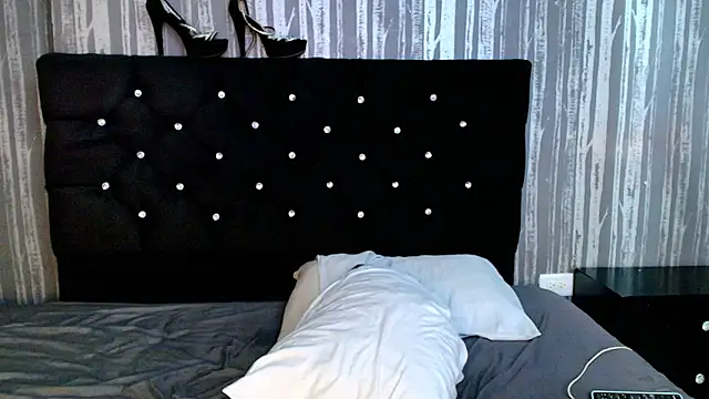 Alicee_Moonn's Live XXX Chat