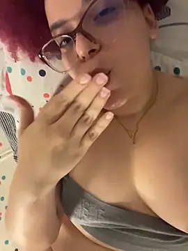 Leyah__: απευθείας συνομιλία ΧΧΧ