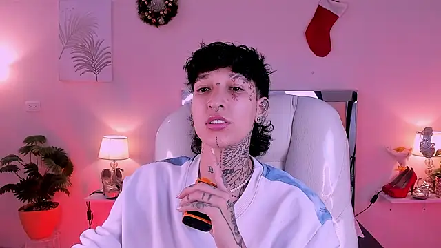 Luci_Rose: απευθείας συνομιλία ΧΧΧ