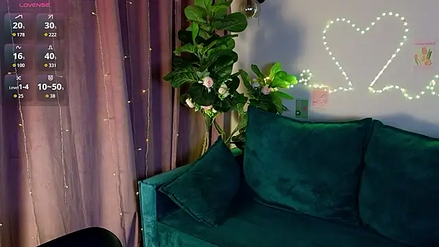 molly_crystal Adlı Modelin Canlı XXX Sohbeti