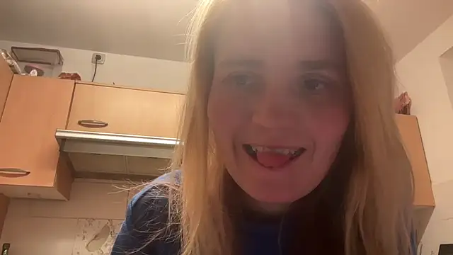 s-te-fan-i's Live XXX Chat