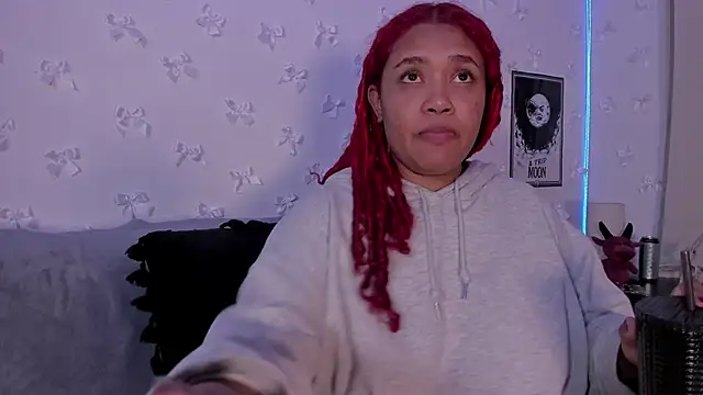 pamela_doll3: απευθείας συνομιλία ΧΧΧ