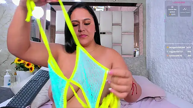 katleya_lewiis' Live XXX Chat