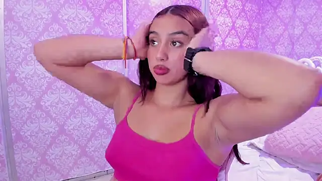 Zharyt_18 Chat XXX in diretta