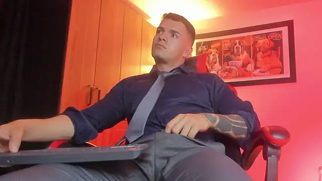 ALPHA_DOMINUS_'s Live XXX Chat