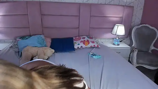 Chat XXX en directo de KiikiLovee