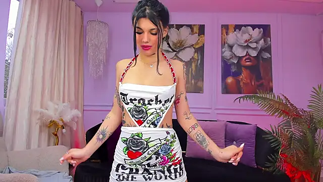 Chat XXX en directo de YasminWild