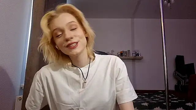 AuraNeveran Live XXX chat