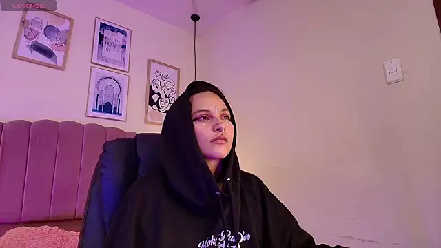 دردشة Hanabie_ الجنسية المباشرة