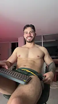 Valenthino_Salvatore: απευθείας συνομιλία ΧΧΧ