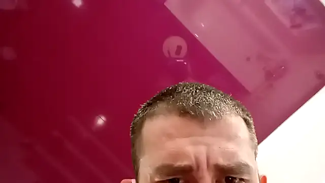 SexSanich Adlı Modelin Canlı XXX Sohbeti