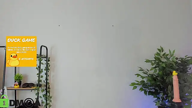 Mia_R0ss élő XXX-chatje