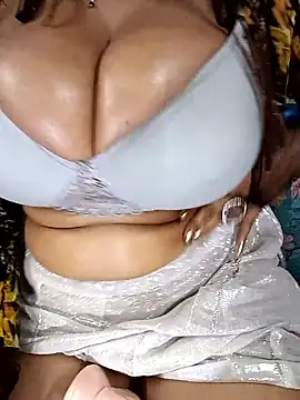 Heaven-2- Adlı Modelin Canlı XXX Sohbeti