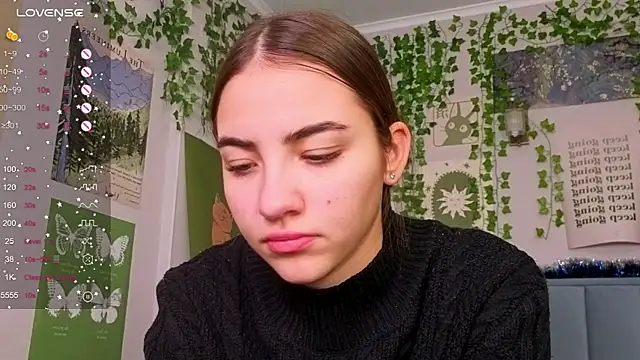 Fit_Brunette_ 现场XXX聊天