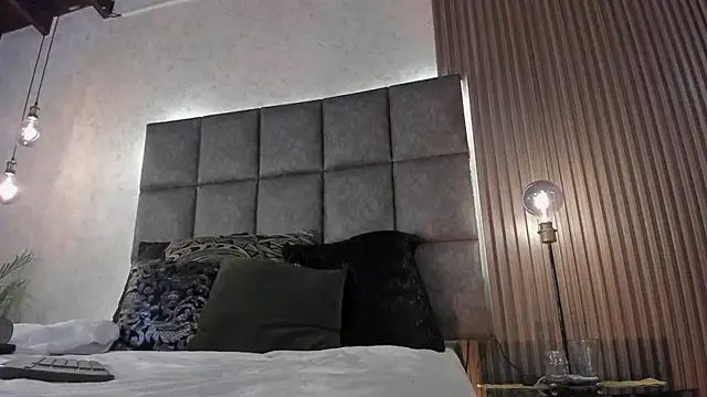 BrigitteVons' Live XXX Chat