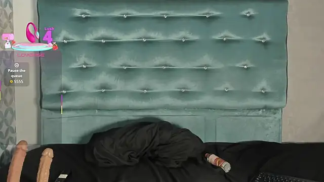 Tamaramilleer élő XXX-chatje