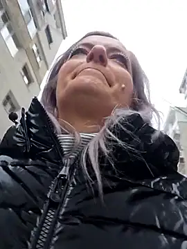 LadyTouch's Live XXX Chat