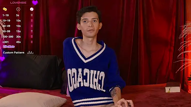 VicenteFerrer's Live XXX Chat