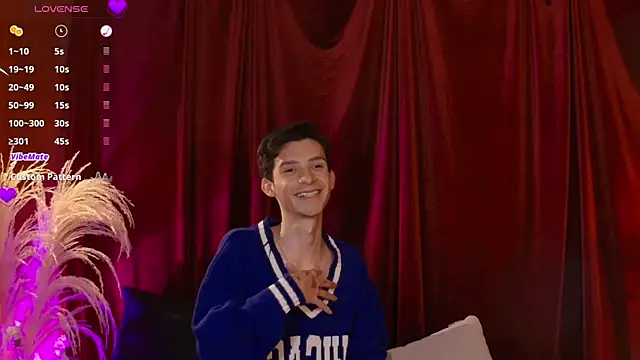 VicenteFerrer's Live XXX Chat