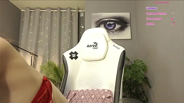 Megany's Live XXX Chat