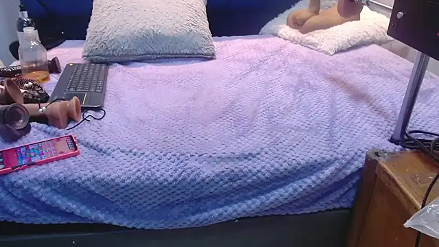 NathaliaSmith3x's Live XXX Chat