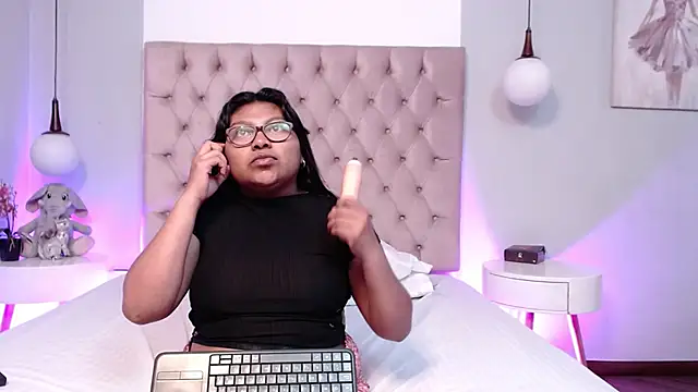 Chat XXX ao vivo de Kiri_Black_