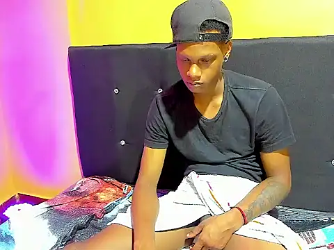 aunstin_mohamme Webcam Show