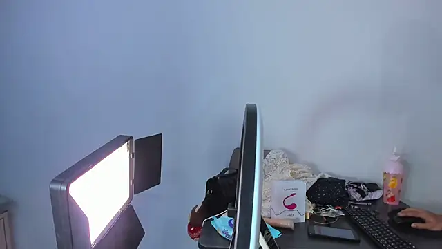 Aisha_hotts777: вебкам-шоу