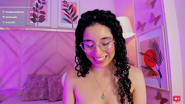 Онлайн чат XXX DemiJones_