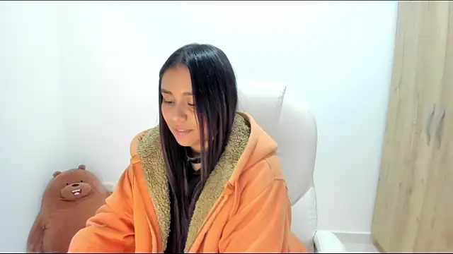 Ciara8's Live XXX Chat