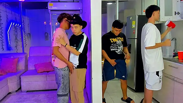 Houseofwarrios' Live XXX Chat