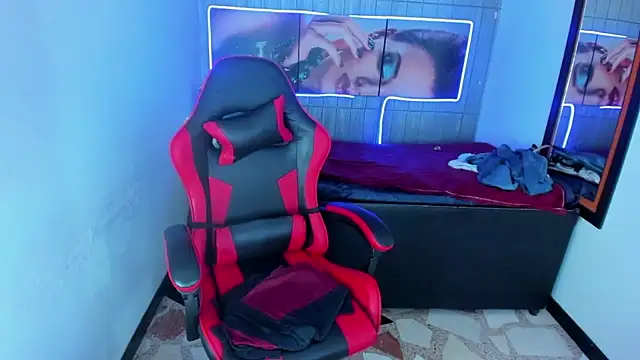 honeyluxe_'s Live XXX Chat