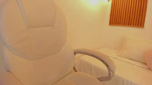 Онлайн чат XXX lia_quinn