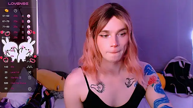 Alice_Hells: вебкам-шоу