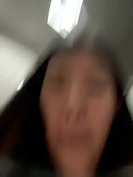 Lulu125216's Webcam Show