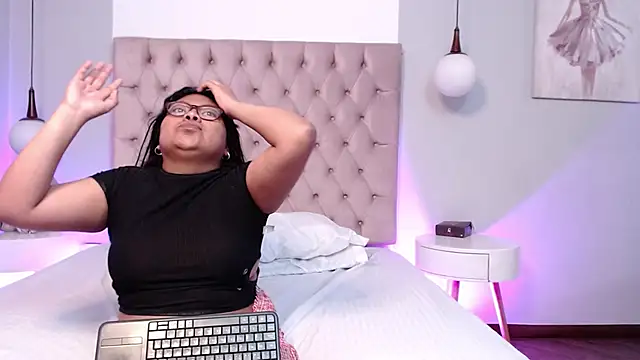 Kiri_Black_'s Live XXX Chat