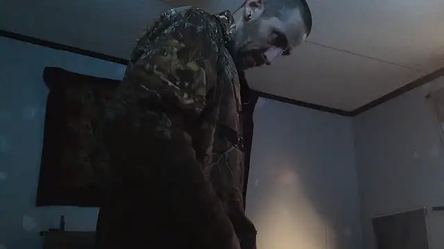 Bi_curious86's Live XXX Chat