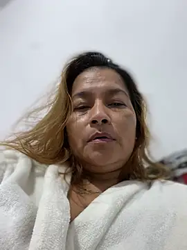 Jlo_69's Live XXX Chat