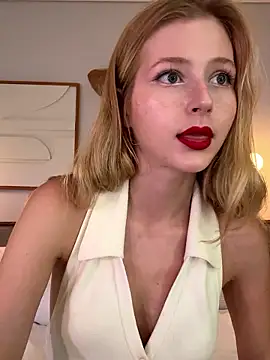 LunaRase's Live XXX Chat