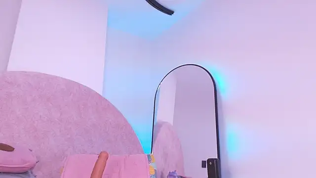 Czat XXX na żywo – vale_ross_